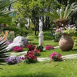 Aparthotel Paola -