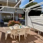 Paola - 3*
