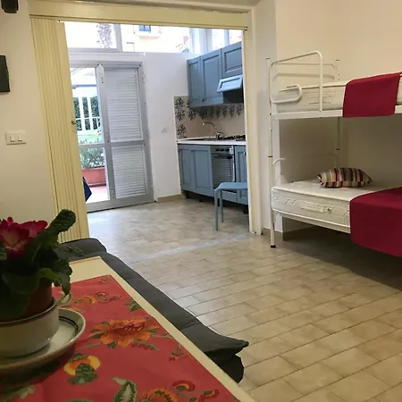 Le Di Paola Лоано