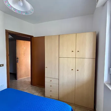Paola - 3*