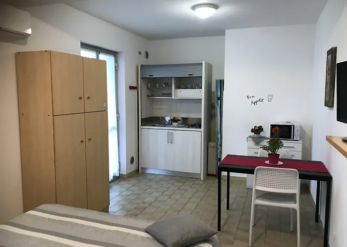 Le Di Paola Lejlighedshotel Loano