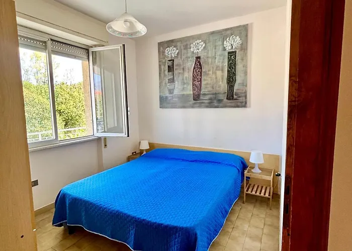 Paola - 3* Лоано